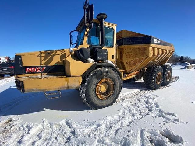 Image of Moxy MT30 equipment image 1