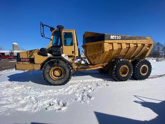 Image of Moxy MT30 equipment image 2