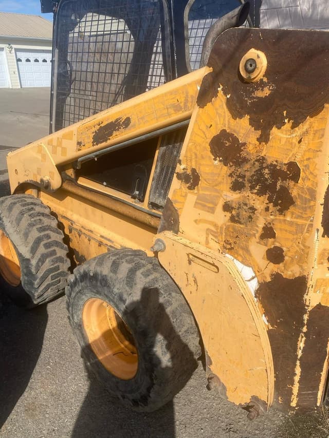 Image of Mustang 2070 equipment image 1