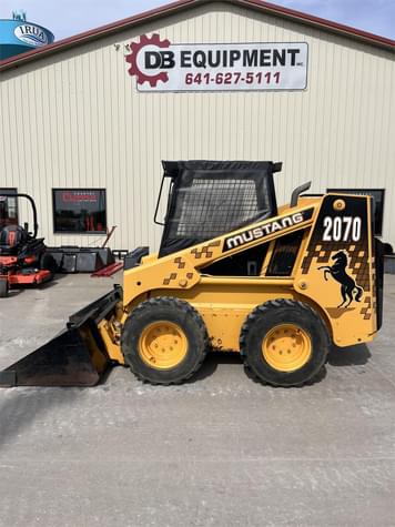 Main image Mustang 2070