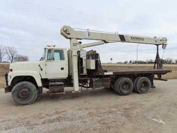 Main image Ford L8000