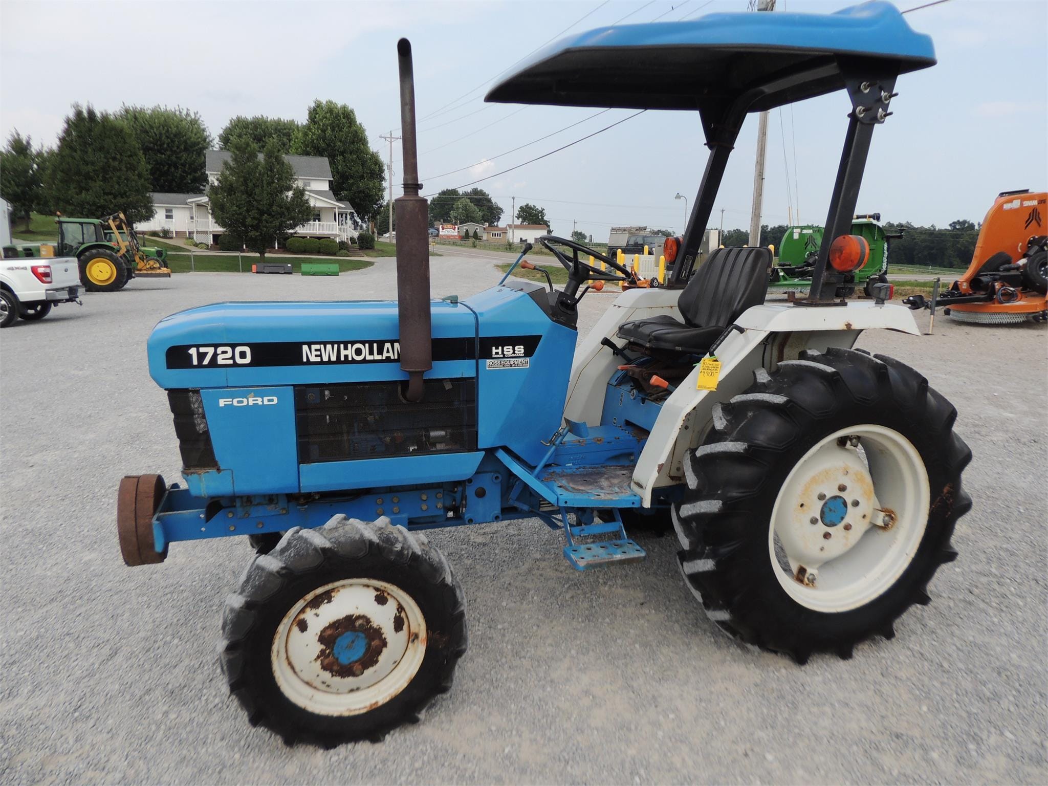 1997 New Holland 1720 Equipment Image0