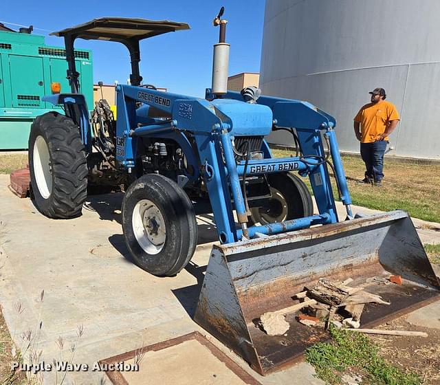 Image of New Holland 3930 equipment image 2