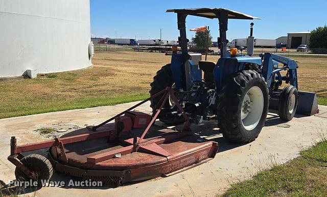 Image of New Holland 3930 equipment image 4