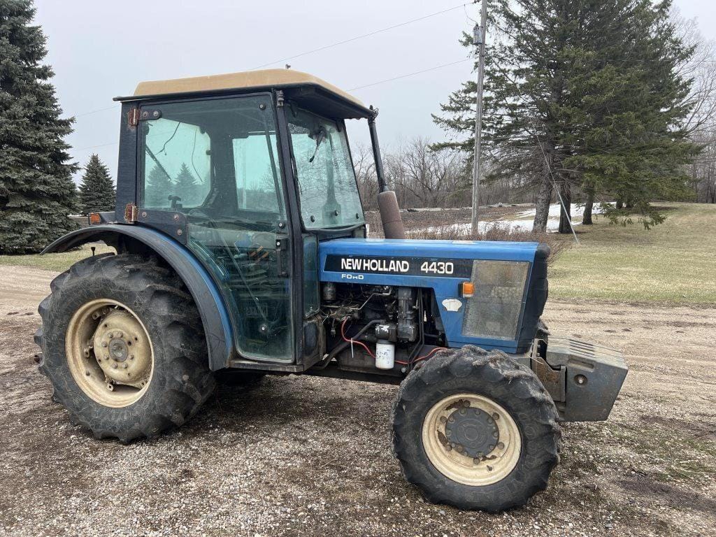 Main image New Holland 4430