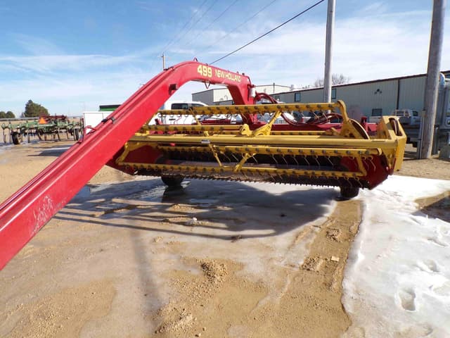 Image of New Holland 499 equipment image 2