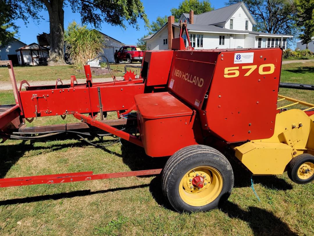 Image of New Holland 570 Image 1