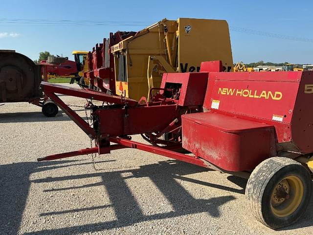 Image of New Holland 570 equipment image 4
