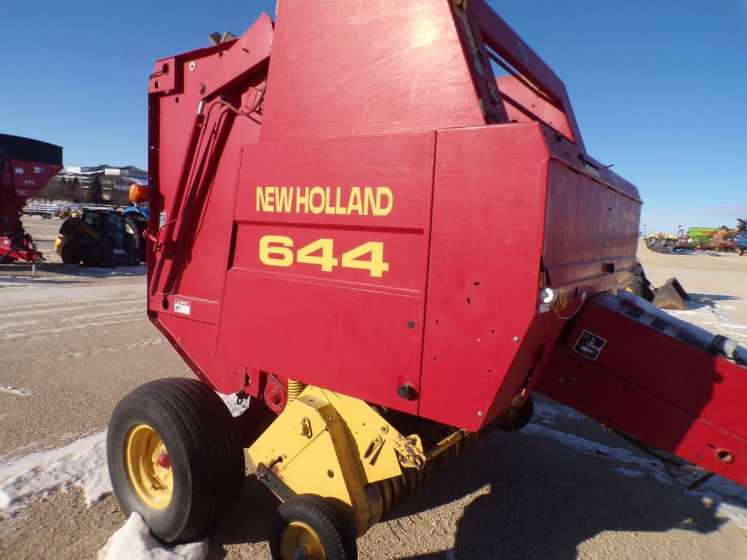 Image of New Holland 644 Primary image