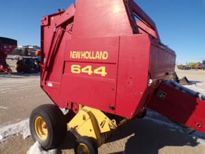 1997 New Holland 644 Image