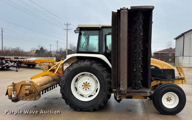 Image of New Holland 6635 equipment image 3