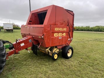 Main image New Holland 664