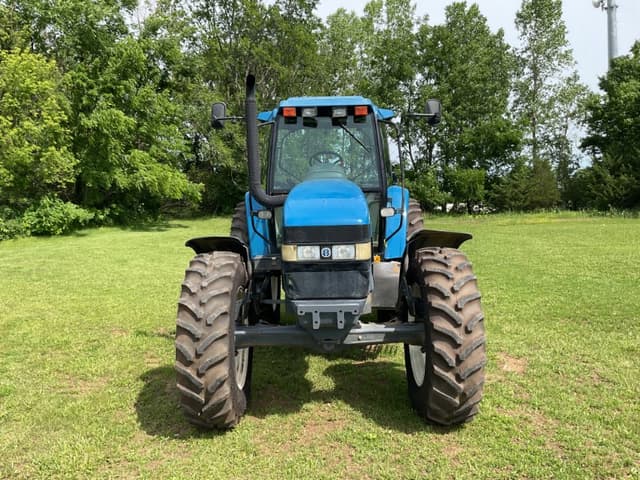 Image of New Holland 8160 equipment image 1