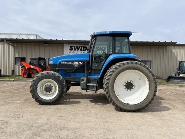 Image of New Holland 8670 equipment image 1