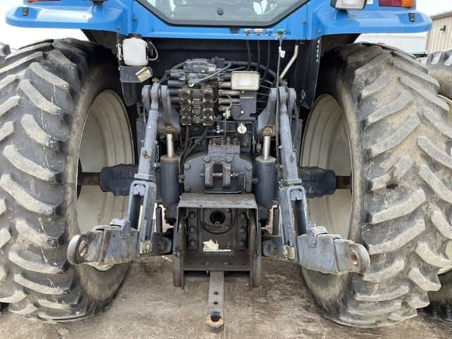 Image of New Holland 8670 equipment image 4