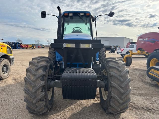 Image of New Holland 8770 equipment image 1