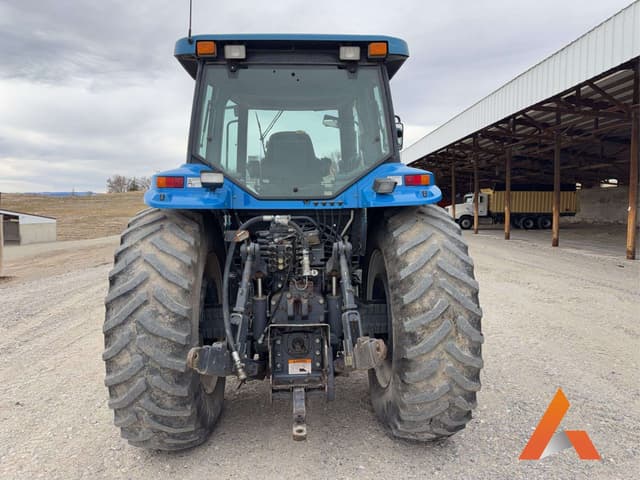 Image of New Holland 8770 equipment image 3