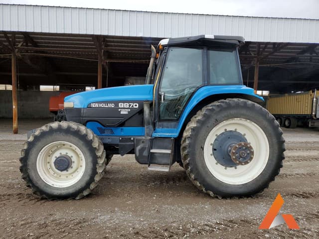 Image of New Holland 8870 equipment image 1