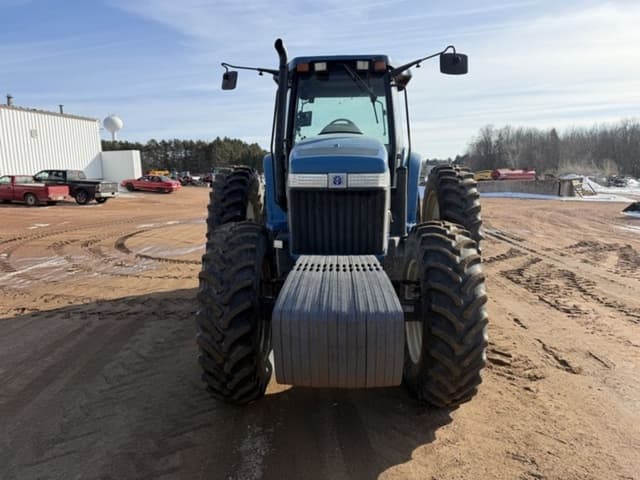 Image of New Holland 8970 equipment image 1