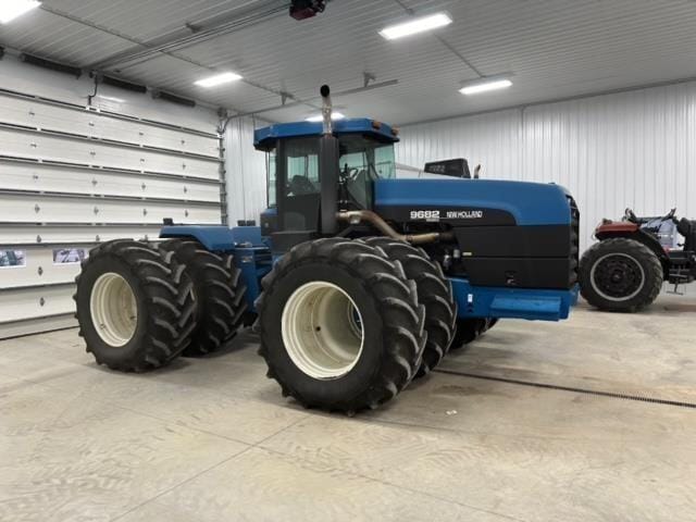 1997 New Holland 9682 Equipment Image0