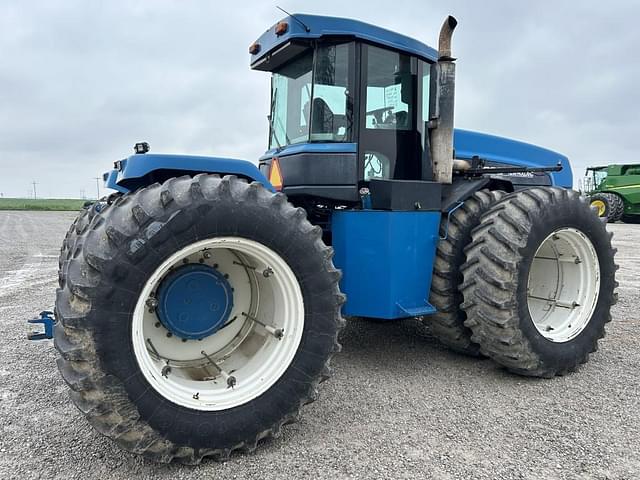 Image of New Holland 9682 equipment image 4