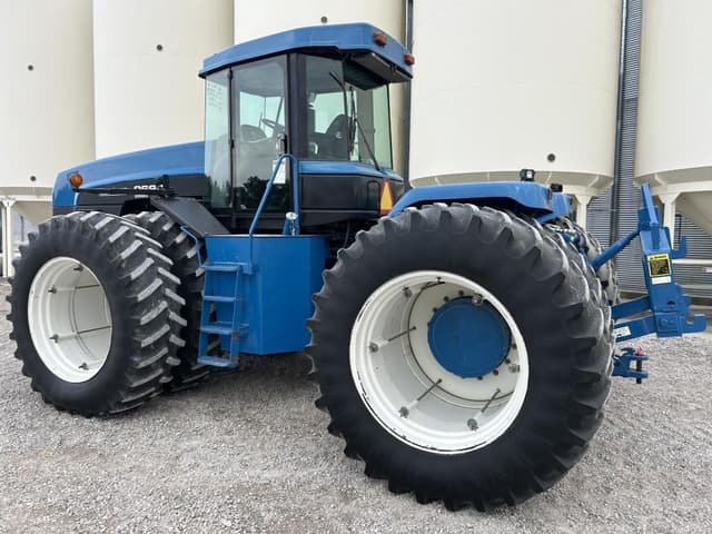 Image of New Holland 9682 equipment image 4