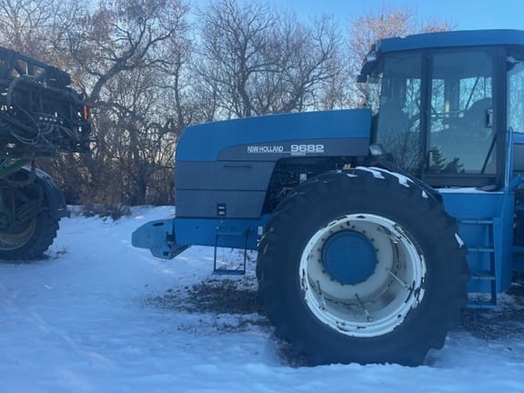 Main image New Holland 9682