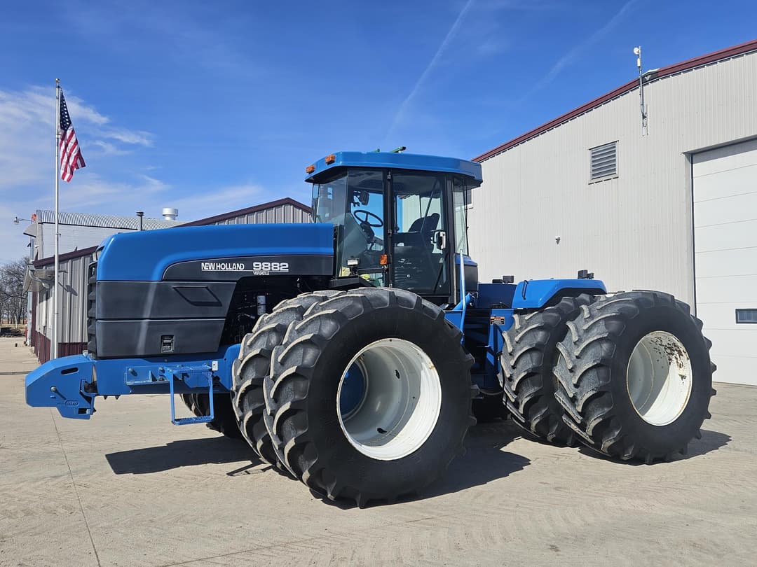 Image of New Holland 9882 Primary image