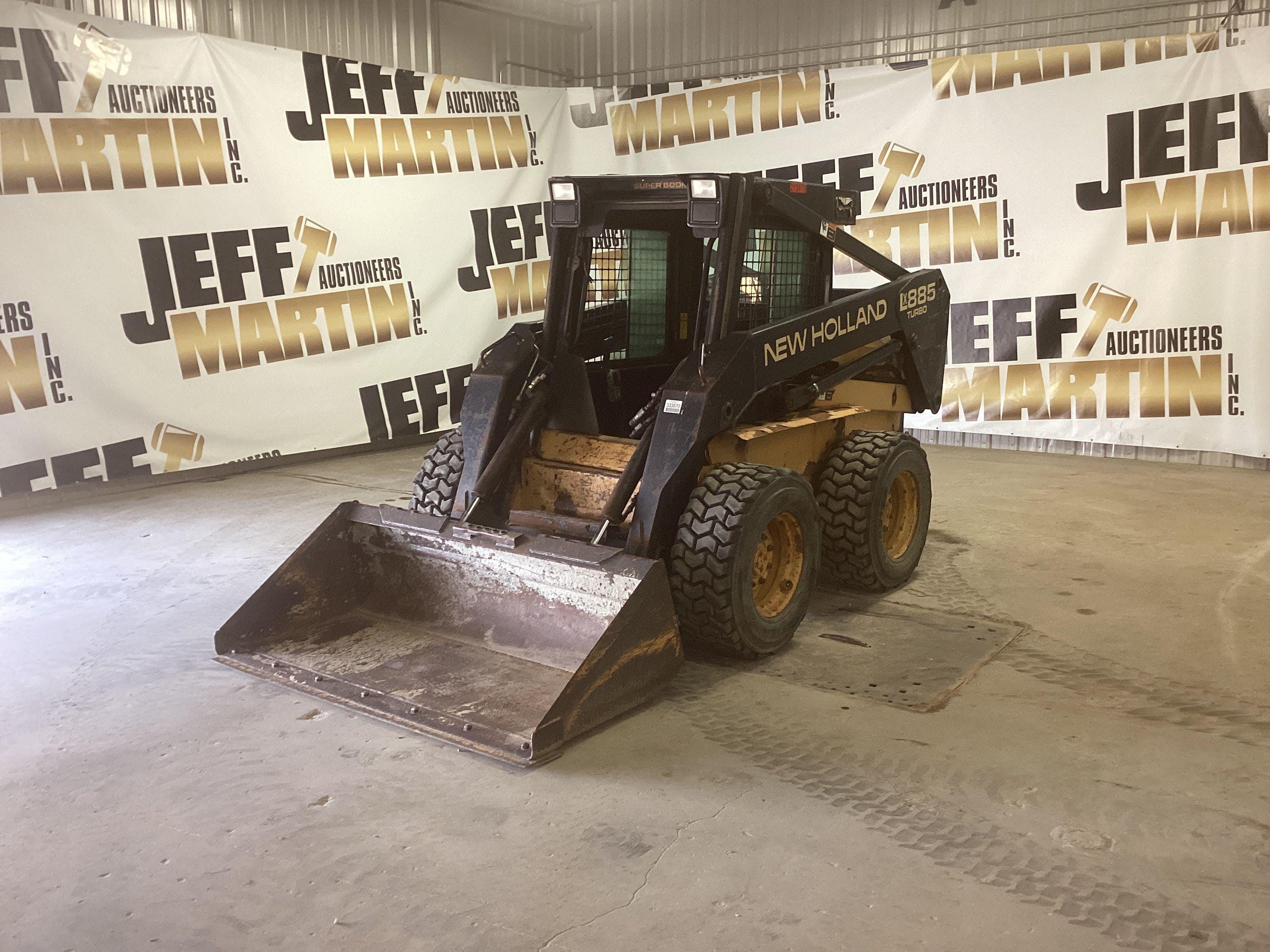 Main image New Holland LX885