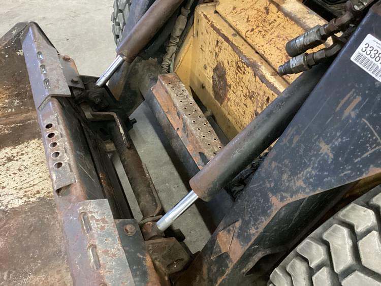 Main image New Holland LX885 14