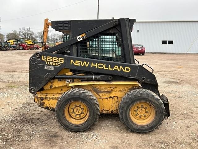Image of New Holland LX665 equipment image 3