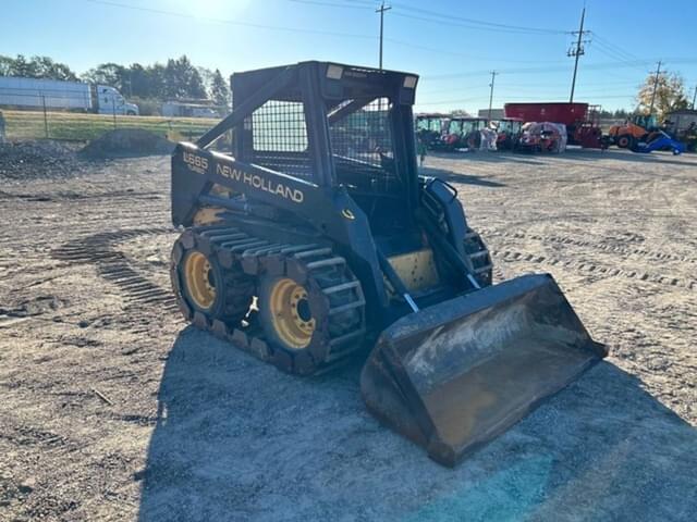 Image of New Holland LX665 equipment image 2