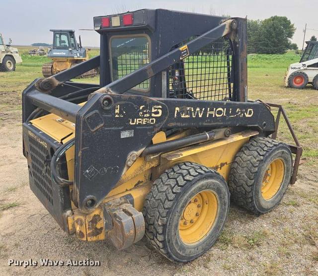 Image of New Holland LX665 equipment image 4