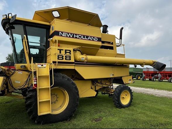 Image of New Holland TR88 Primary image