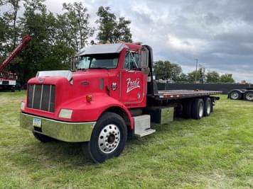 Main image Peterbilt 330