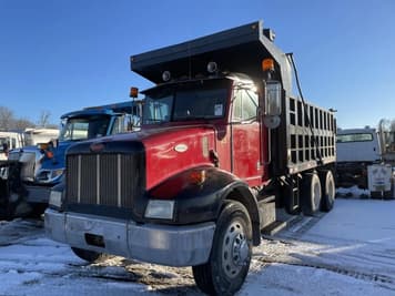 Main image Peterbilt 330
