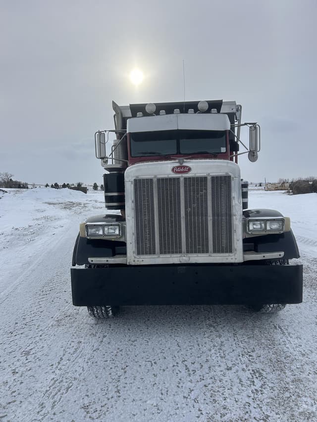 Image of Peterbilt 357 equipment image 2