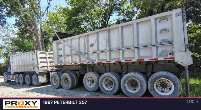 Image of Peterbilt 357 equipment image 3