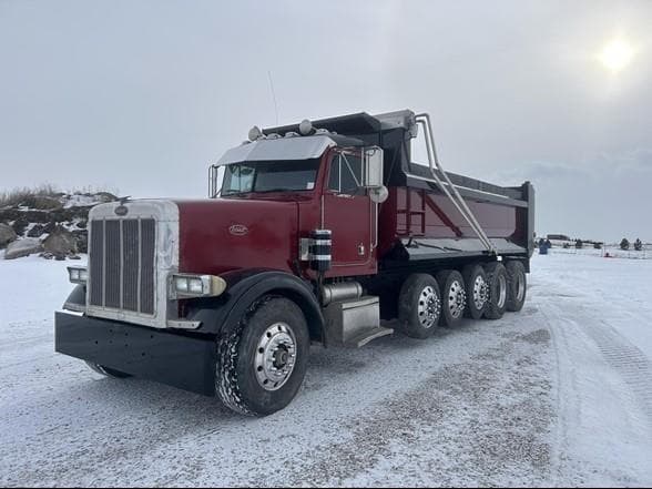 Image of Peterbilt 357 equipment image 4