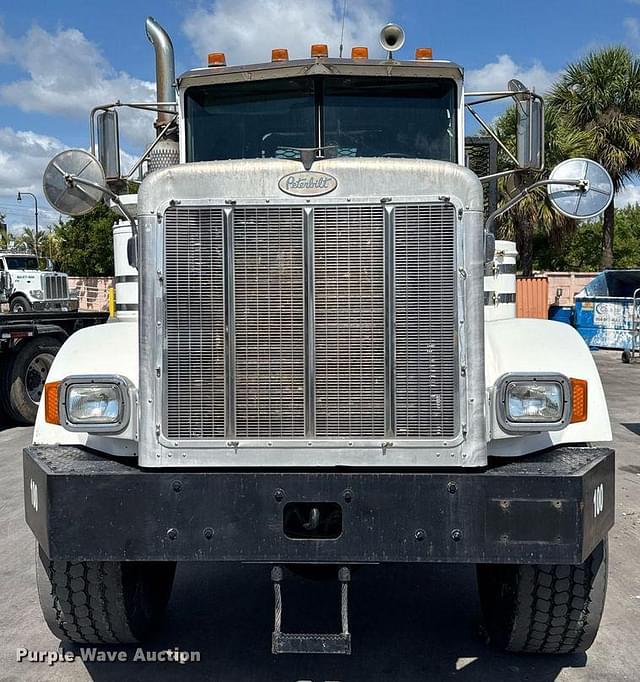 Image of Peterbilt 357 equipment image 1