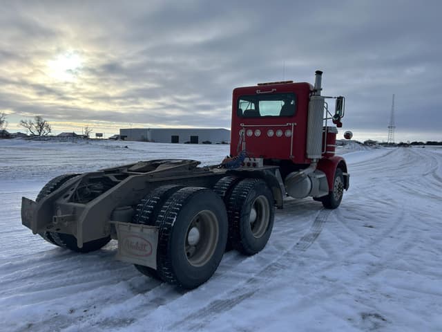 Image of Peterbilt 378 equipment image 4