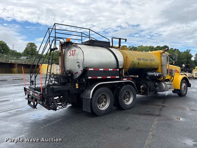 Image of Peterbilt 378 equipment image 4