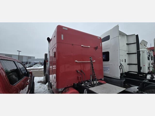 Image of Peterbilt 379 equipment image 3