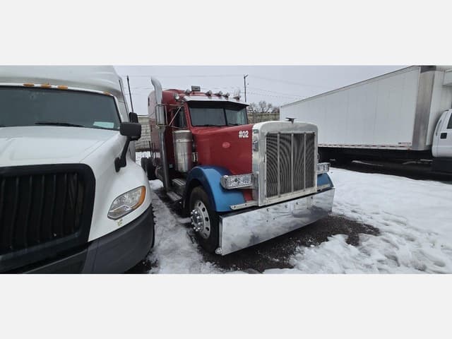 Image of Peterbilt 379 equipment image 2