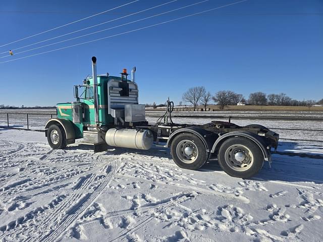 Image of Peterbilt 379 equipment image 3