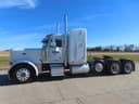 1997 Peterbilt 379 Image
