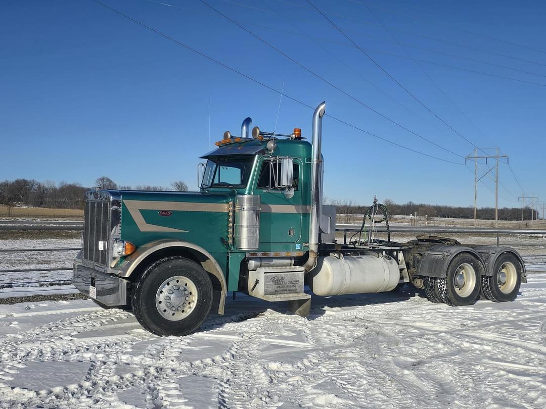 Image of Peterbilt 379 Primary image