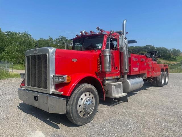 Image of Peterbilt 379 equipment image 1