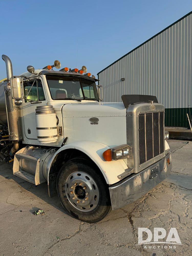 Image of Peterbilt 379 Primary image