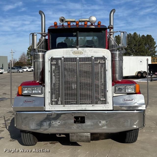 Image of Peterbilt 379 equipment image 1
